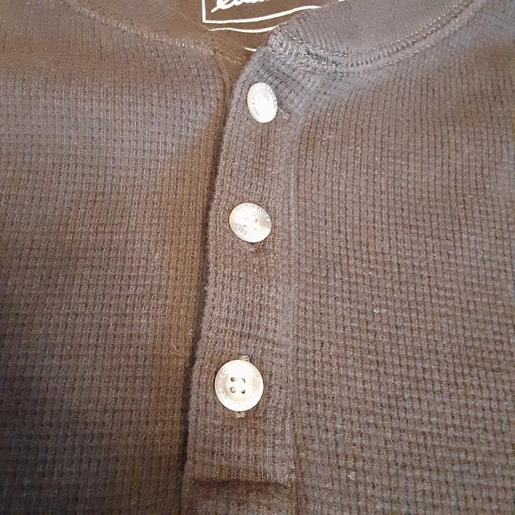 EDDIE BAUER THERMAL WAFFLE KNIT HENLEY in BLACK, MENS SIZE 2XL. - Picture 9 of 11